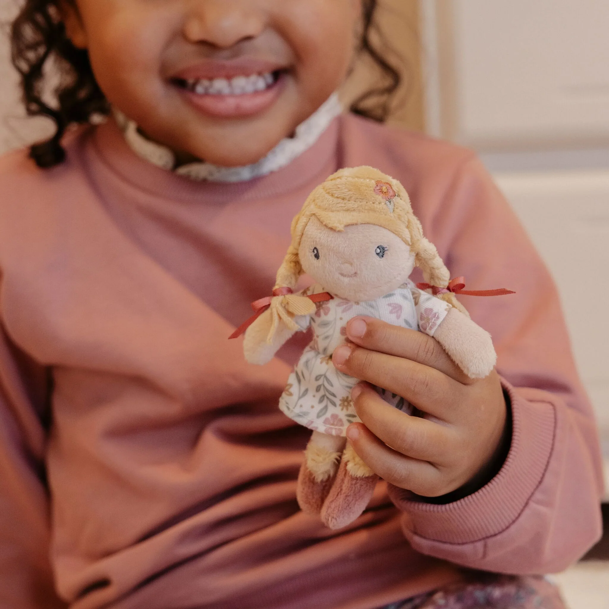 Mini Poupée Julia – Image 2