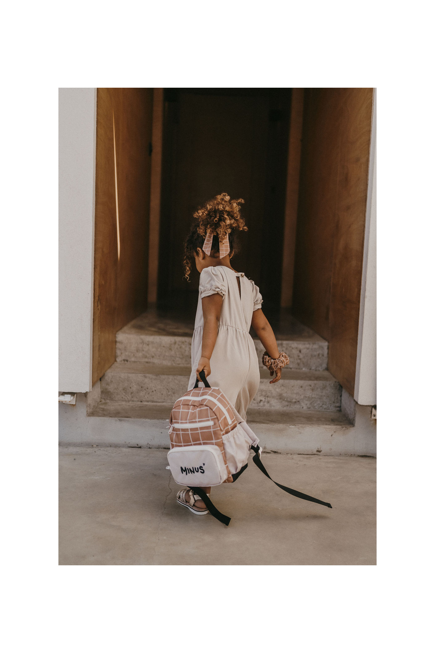 Sac à dos Maternelle Minus | Carreaux Caramel – Image 3