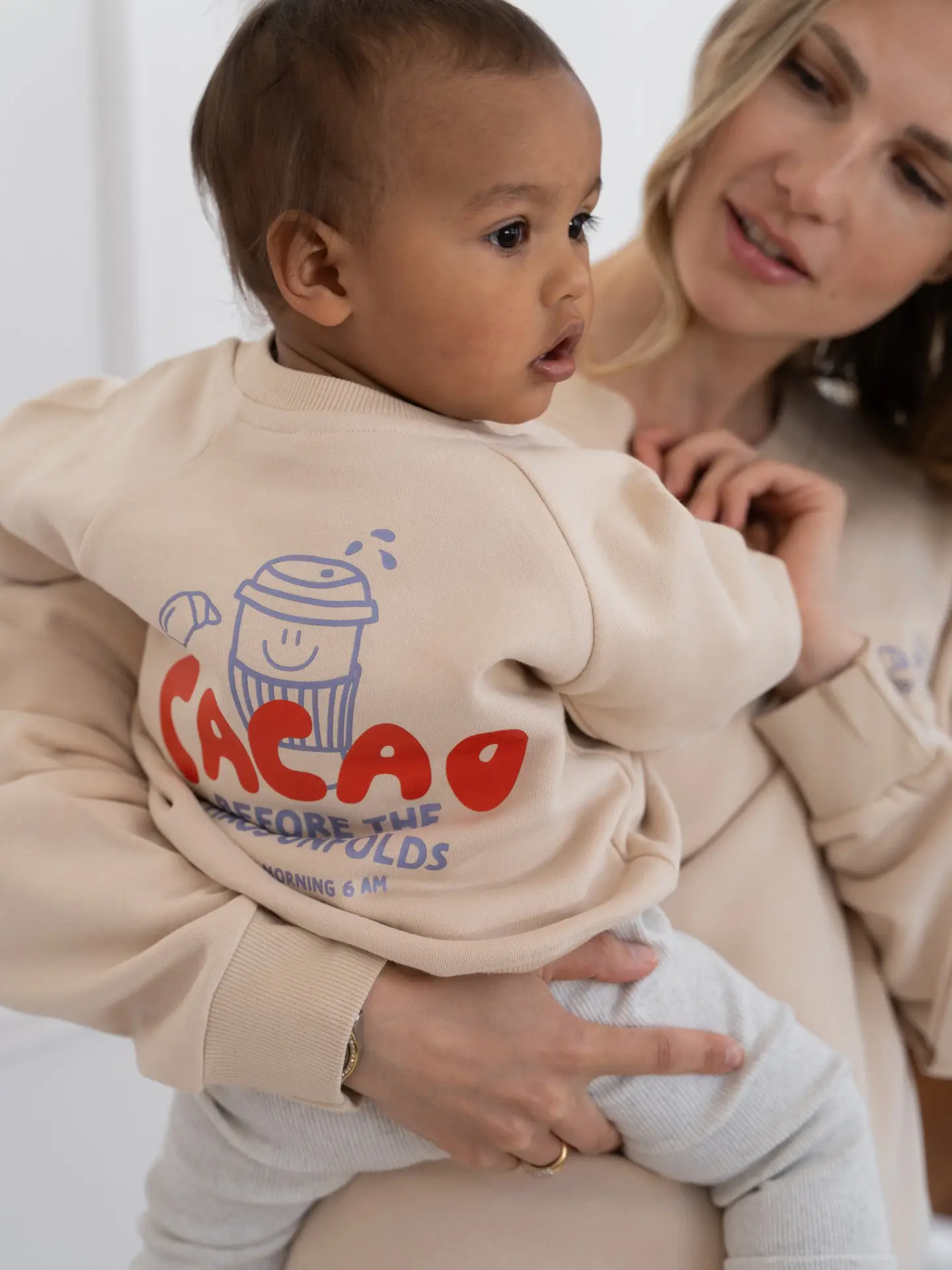 Sweat | 6 AM Club beige – Image 2